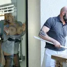 Olivia Austin in 'Family Christmas'